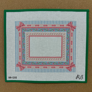 Frilly Lily - Large