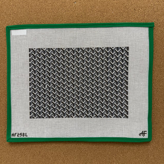 7 x 10 Y Clutch Black