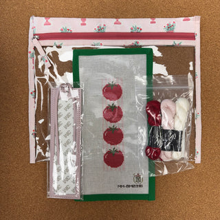 Tomatoes Bookmark Kit
