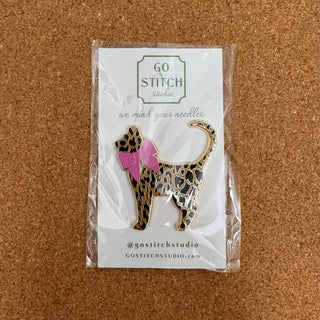 Leopard Kitty Needle Minder