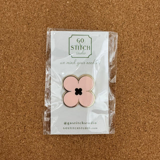 Pink Clover Needle Minder
