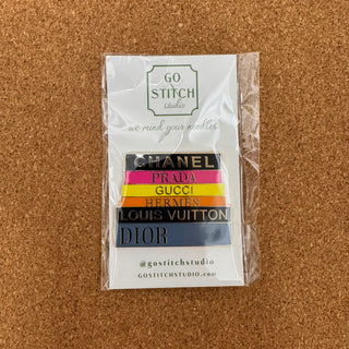 Designer Books Needle Minder