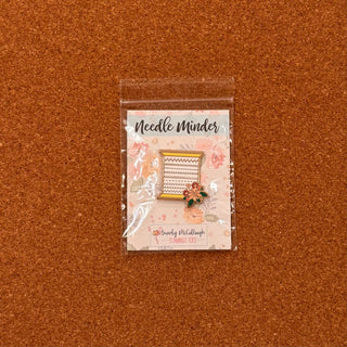 Stitchy Spool Needle Minder