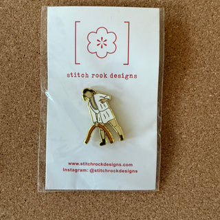 Cousin Eddie Needle Minder