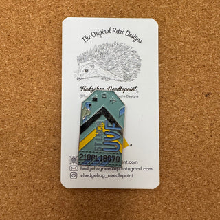 St. Lucia Needleminder