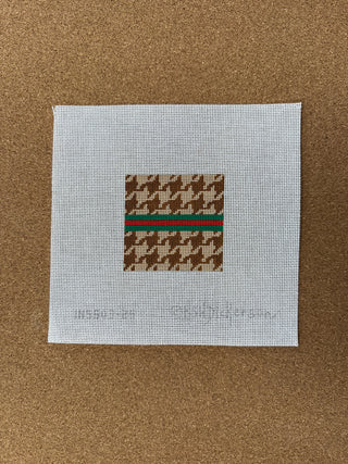 INSSQ3-25 Planet Earth 3” Square Insert – Double Criss Cross Gingham – periwinkles with raspberry letter