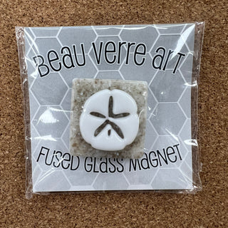 Sand Dollar Needle Minder