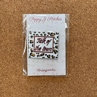 Talk of the Town Needle Minder