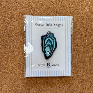 Oyster & Pearl Needle Minder