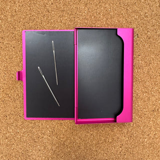 Magnetic Needle Holder - Hot Pink