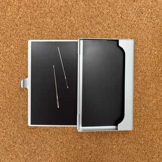 Magnetic Needle Holder - Silver