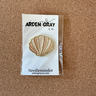 Scallop Shell Needle Minder