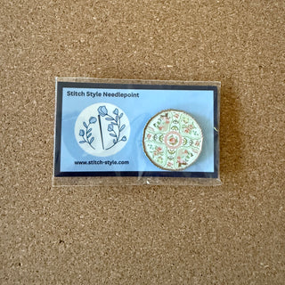 Canton Rose Needle Minder