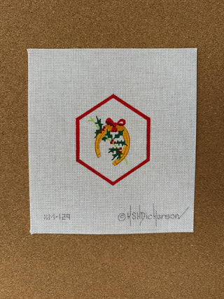 XM-129 Christmas Ornament – Horseshoe w/ Holly